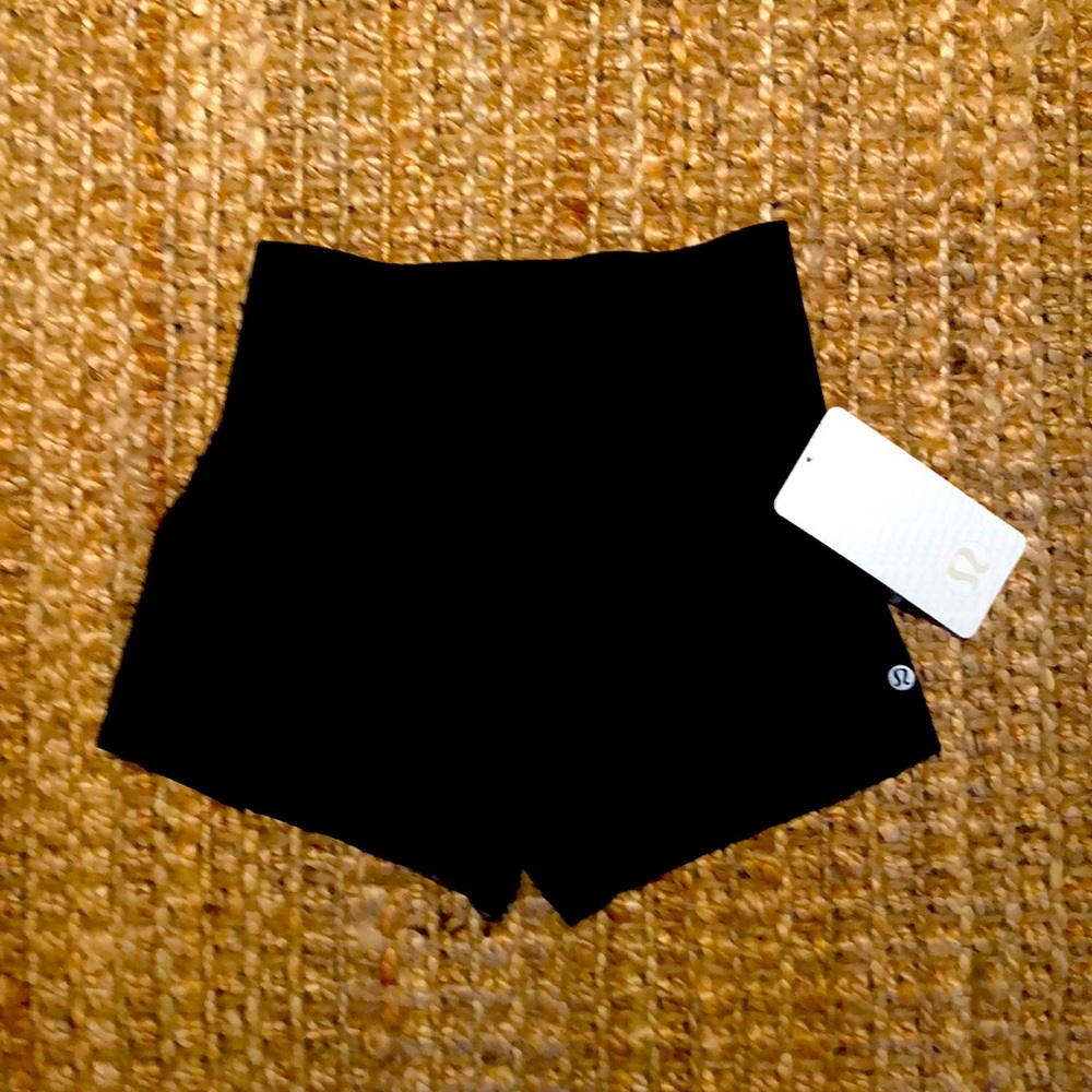 Lululemon Smooth Runner Short